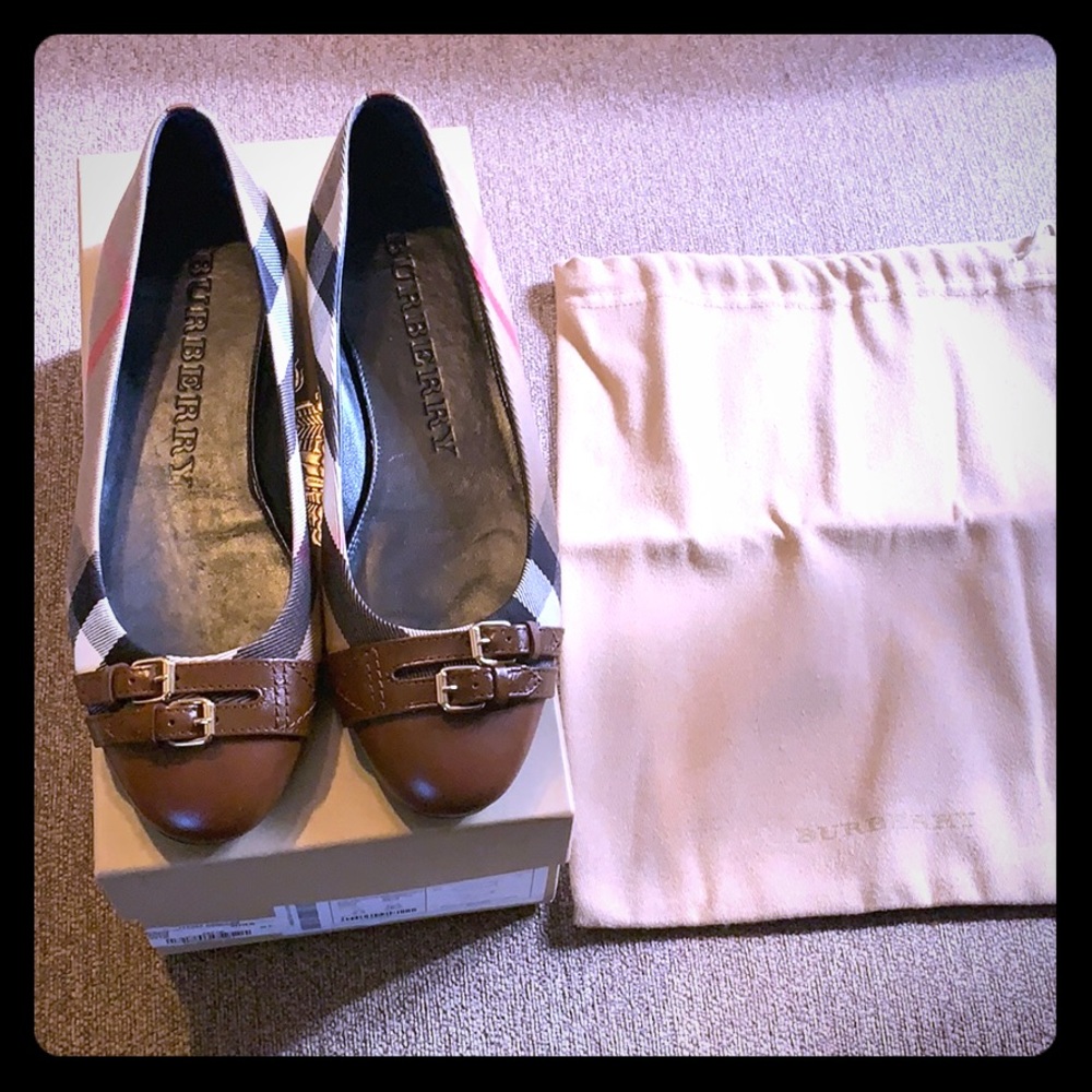Authentic Burberry Ballerina Flat